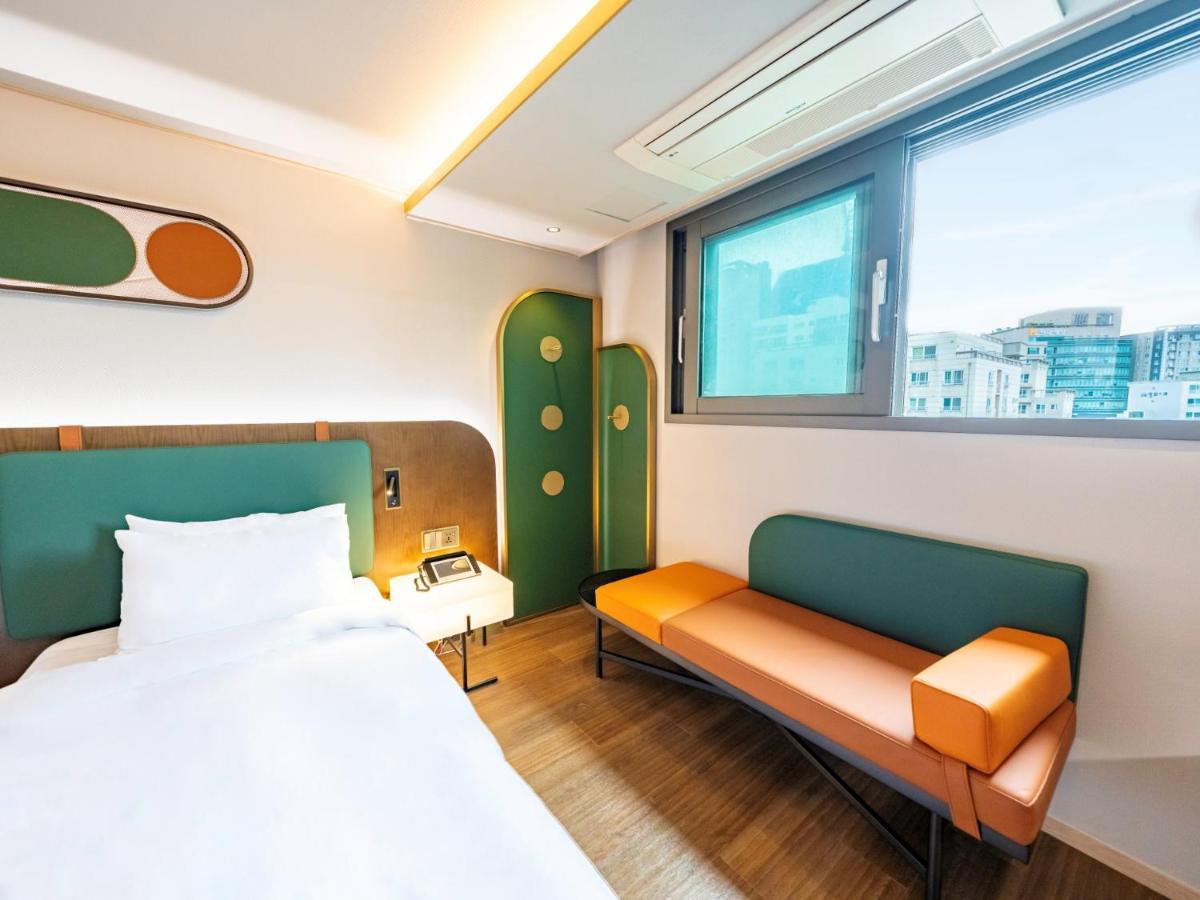 L&L Central Hotel Čedžu Exteriér fotografie